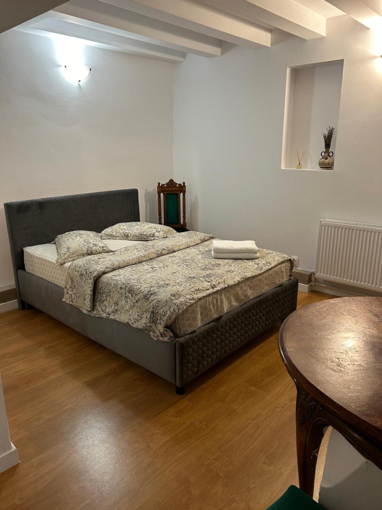 Romana Boutique Bucharest Luaran gambar