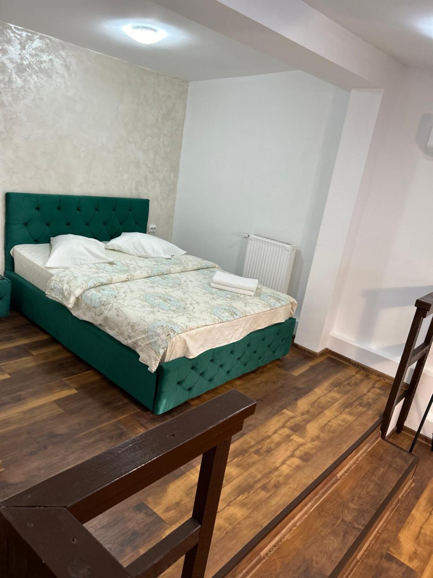 Romana Boutique Bucharest Luaran gambar