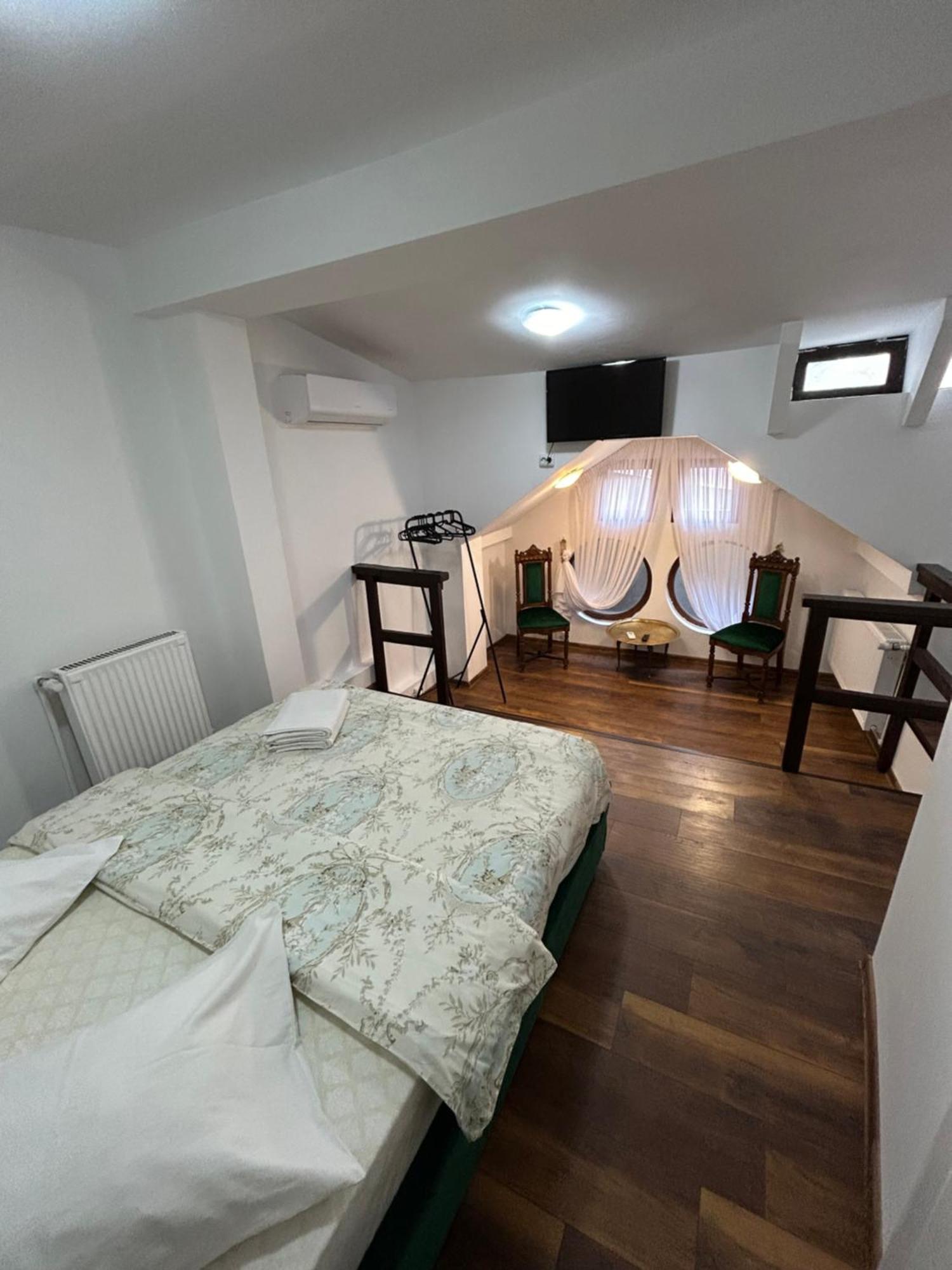 Romana Boutique Bucharest Luaran gambar