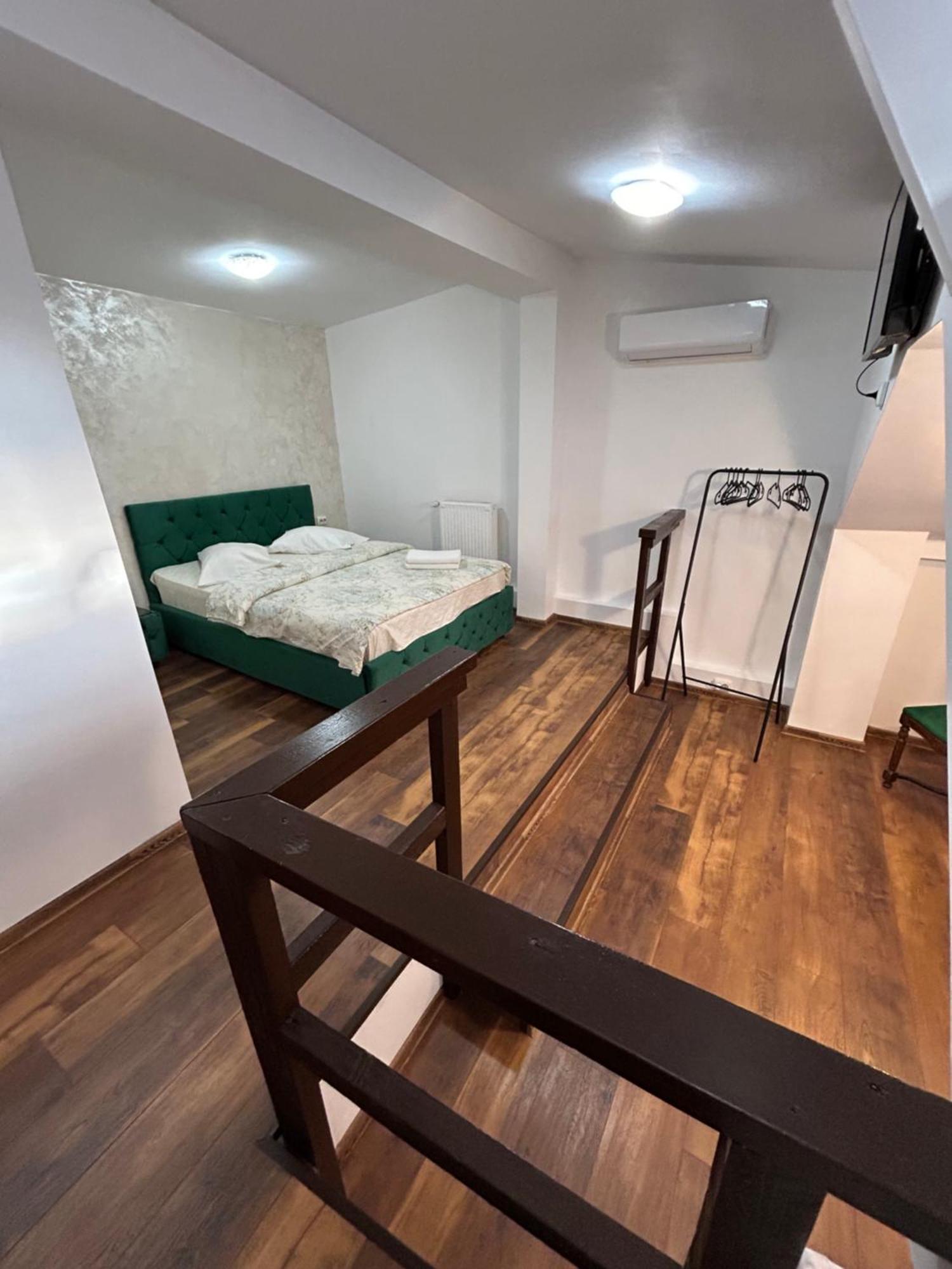 Romana Boutique Bucharest Luaran gambar
